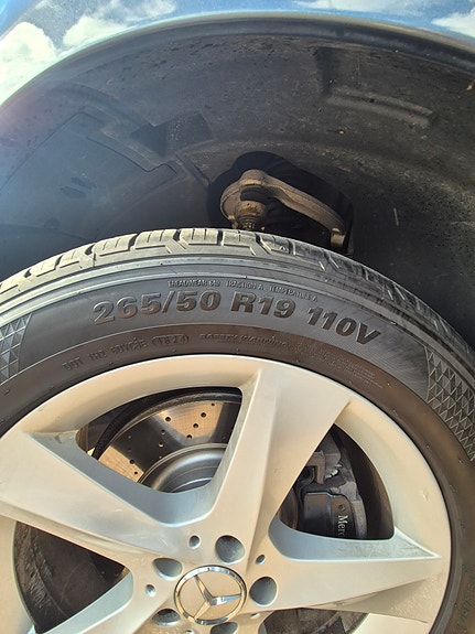 Mercedes-Benz ML250 12 of 13