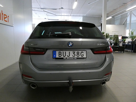 BMW 330e 10 of 24