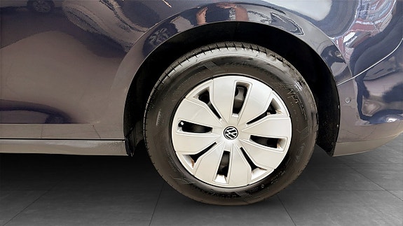 Volkswagen ID. Buzz 6 of 12