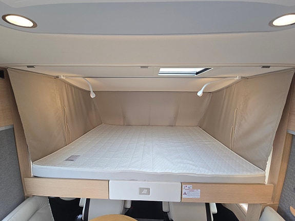 Hymer MasterLine I 890 Blackline 6 of 21