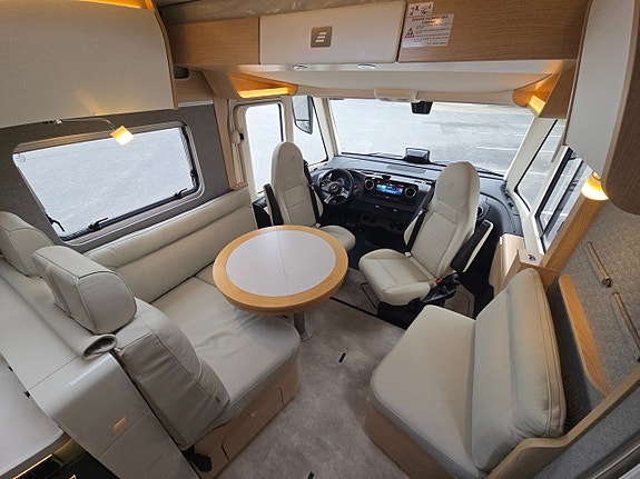 Hymer MasterLine I 890 Blackline 3 of 21