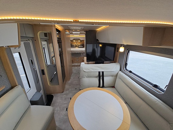 Hymer MasterLine I 890 Blackline 4 of 21