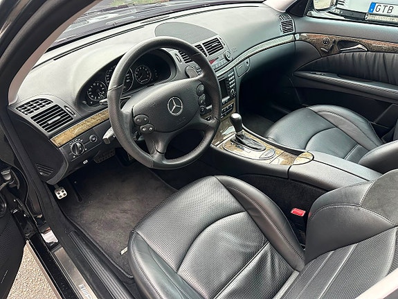 Mercedes-Benz E63 10 of 29