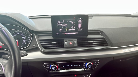 Audi Q5 9 of 12