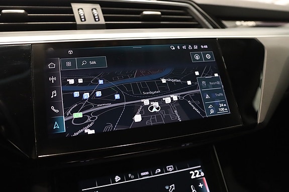 Audi e-tron Sportback 19 of 24