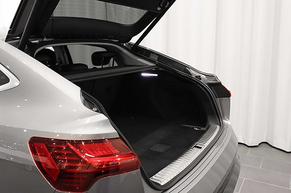 Audi e-tron Sportback 5 of 24