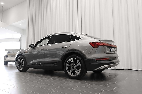 Audi e-tron Sportback 3 of 24