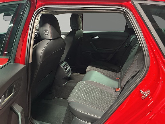 Seat Leon 10 of 28