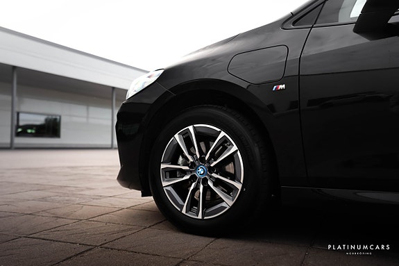 BMW 225e 18 of 18