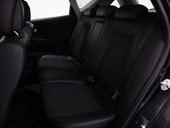 Kia Ceed 8 of 16