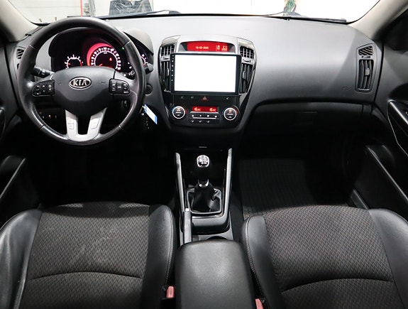 Kia Ceed 11 of 16