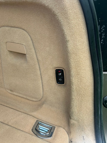 Porsche Cayenne 19 of 19