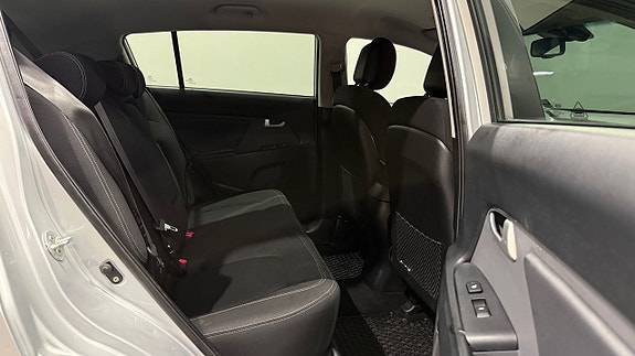 Kia Sportage 18 of 18