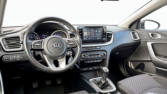 Kia Ceed 10 of 13