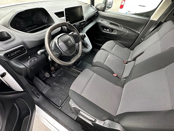 Peugeot Partner 8 of 11