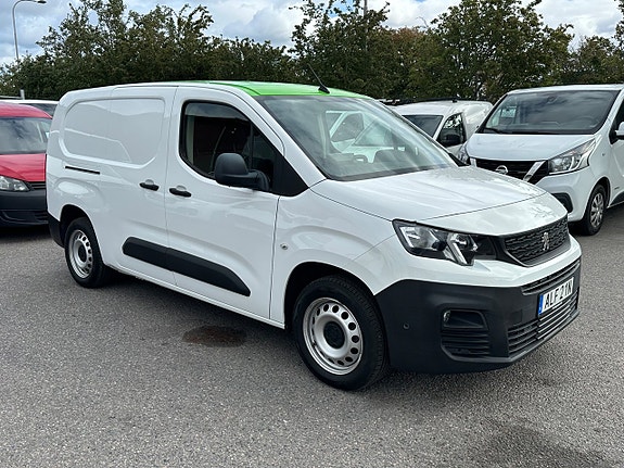 Peugeot Partner 2 of 11