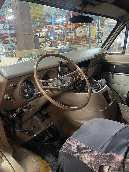 Dodge Maxivan 3 of 4
