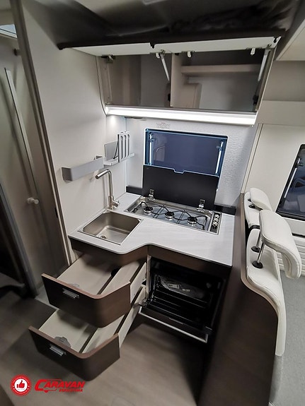 Adria MATRIX SUPREME 670 SL 9 of 26