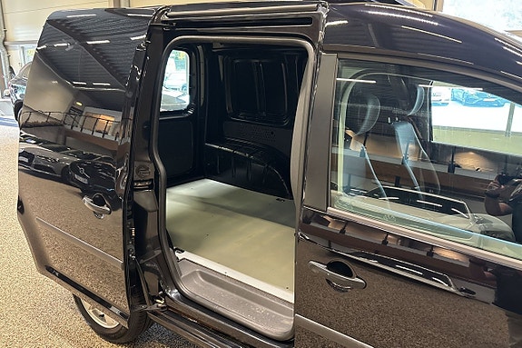 Volkswagen Caddy 9 of 10