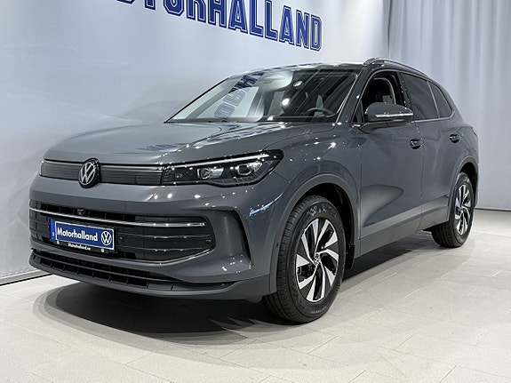 Volkswagen Tiguan 3 of 22