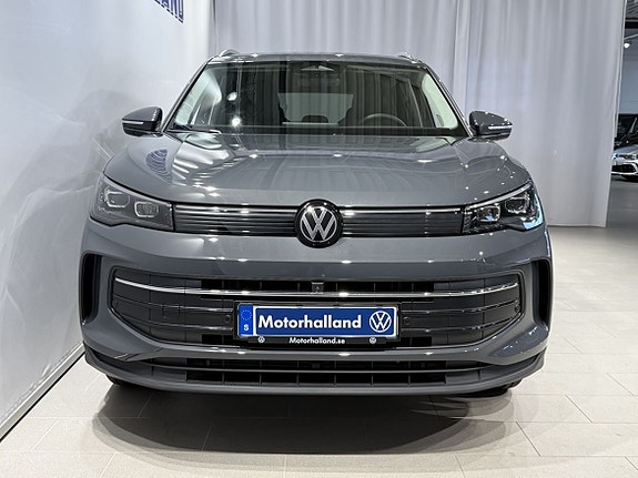 Volkswagen Tiguan 4 of 22