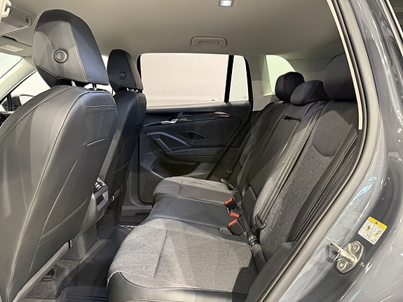 Volkswagen Tiguan 10 of 22