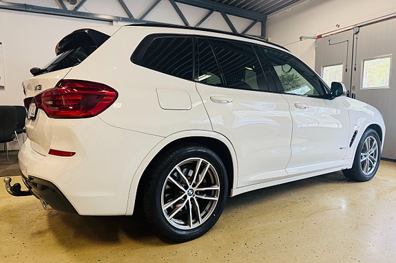 BMW X3 9 of 23