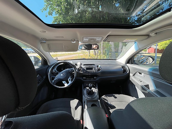 Kia Sportage 3 of 6