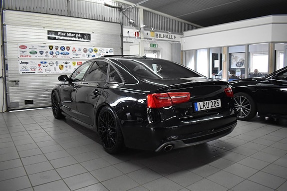 Audi A6 4 of 22