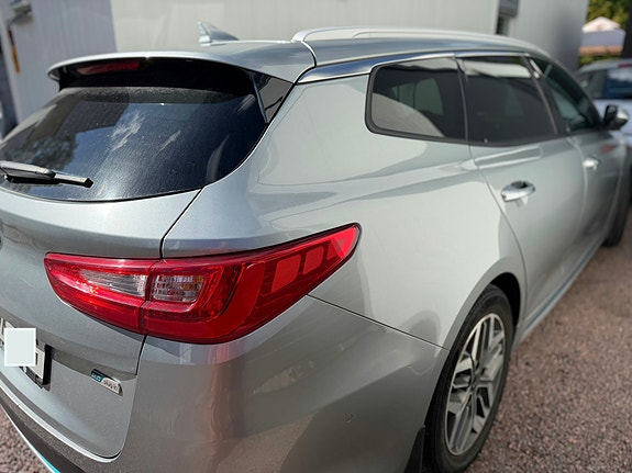 Kia Optima 4 of 8