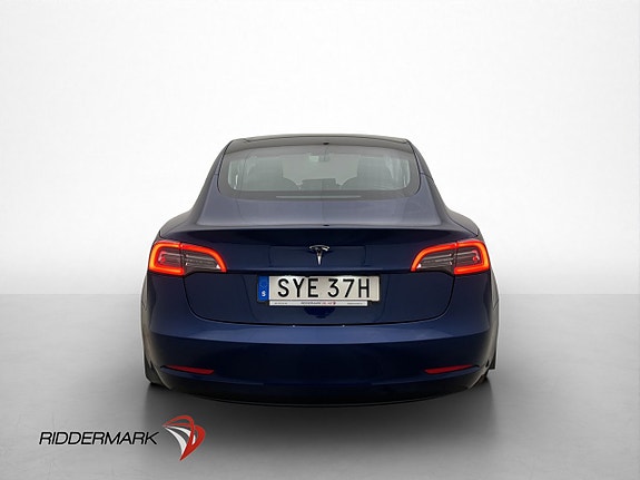 Tesla Model 3 8 of 30