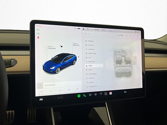 Tesla Model 3 22 of 30