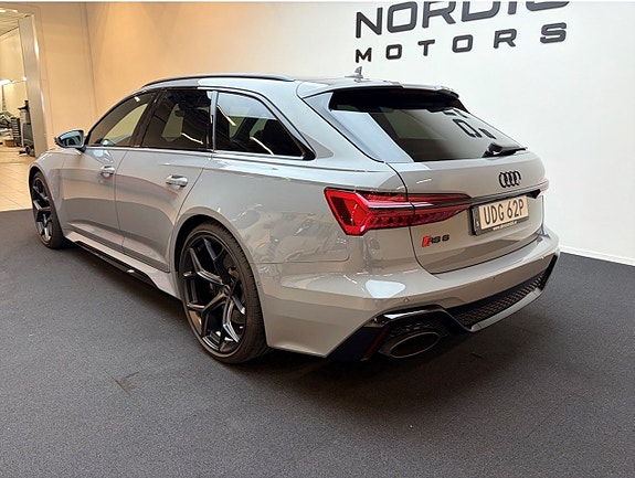 Audi RS6 3 of 17