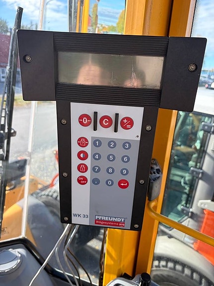 Volvo L110E  Våg 11750h  Fin maskin 2 of 6