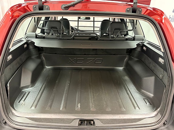 Volvo XC70 17 of 18