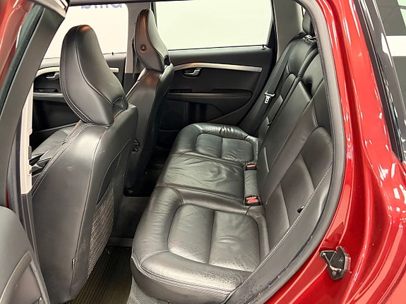 Volvo XC70 15 of 18