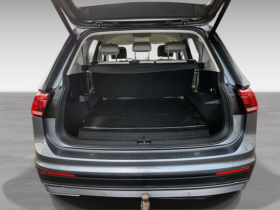 Volkswagen Tiguan Allspace 19 of 19