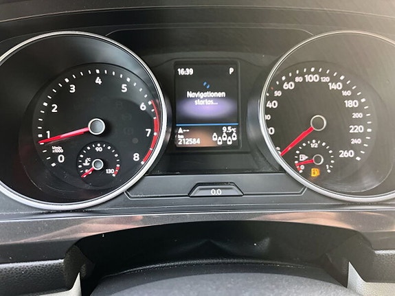 Volkswagen Tiguan Allspace 14 of 19