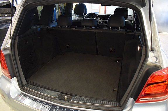 Mercedes-Benz GLK220 14 of 15