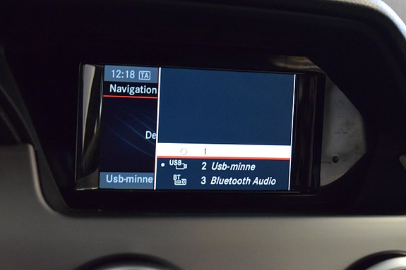 Mercedes-Benz GLK220 11 of 15