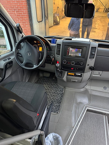 Mercedes-Benz Sprinter 519 5 of 16