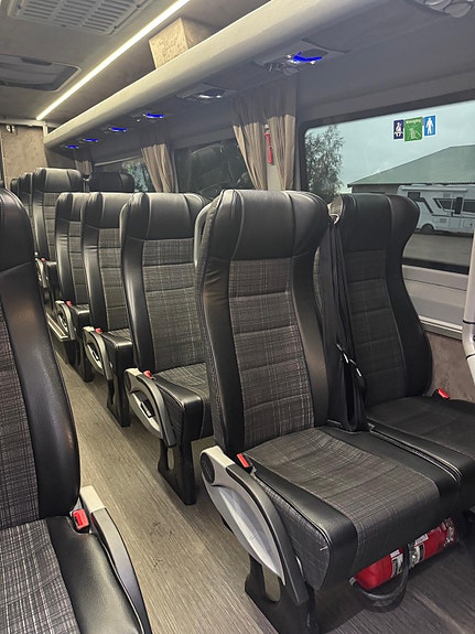 Mercedes-Benz Sprinter 519 8 of 16
