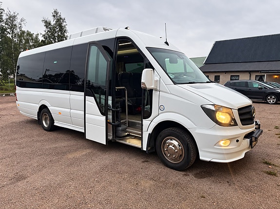 Mercedes-Benz Sprinter 519 13 of 16
