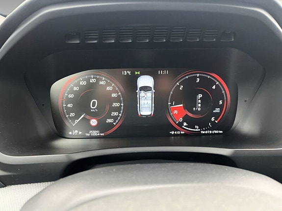 Volvo XC90 15 of 20