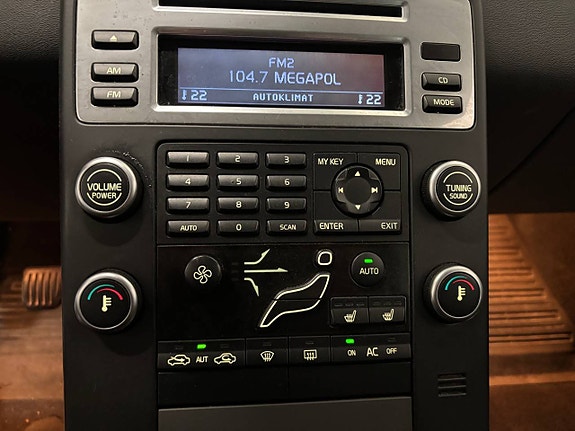 Volvo V70 7 of 7