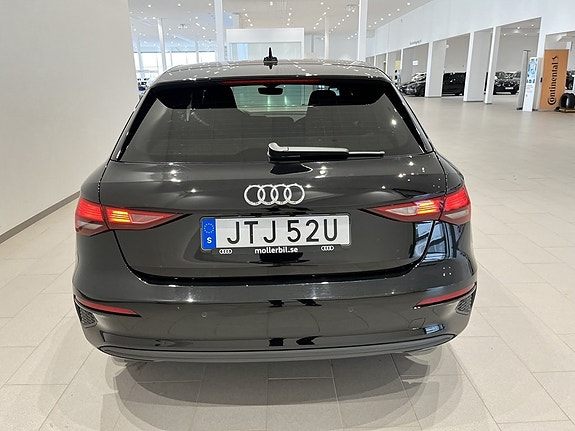Audi A3 5 of 17