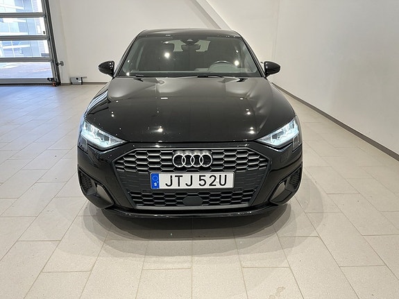 Audi A3 3 of 17