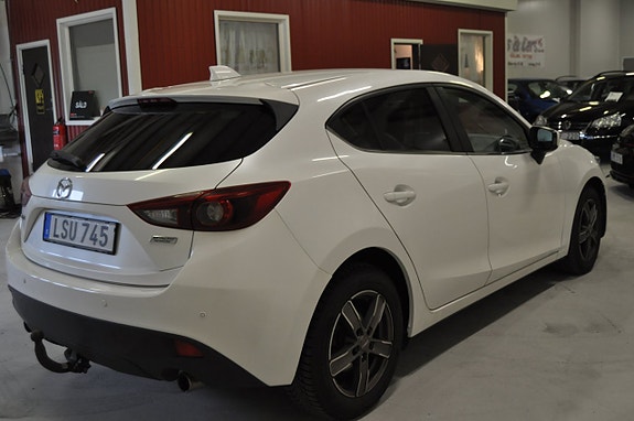 Mazda 3 4 of 24