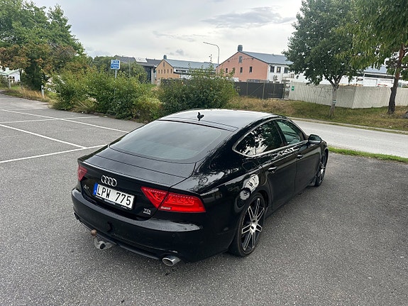 Audi A7 5 of 17