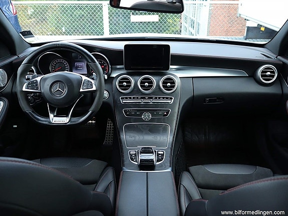 Mercedes-Benz C43 8 of 27